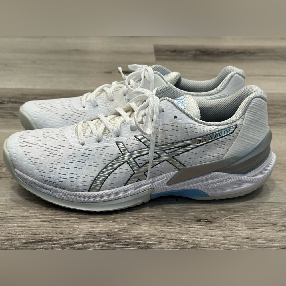ASICS Sky Elite FlyteFoam Volleyball Shoes Women’s Size 12 White/Silver NWT - Picture 3 of 13